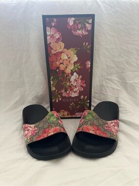 Gucci Floral GG Canvas Bloom Slide Sandals - Black/Pink/Green 41